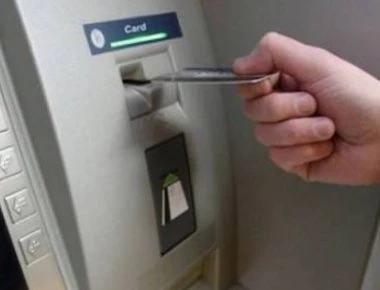 Αλαλούμ με τα αναδρομικά των αποστράτων: Άλλα τούς έταξαν κι άλλα πήραν!